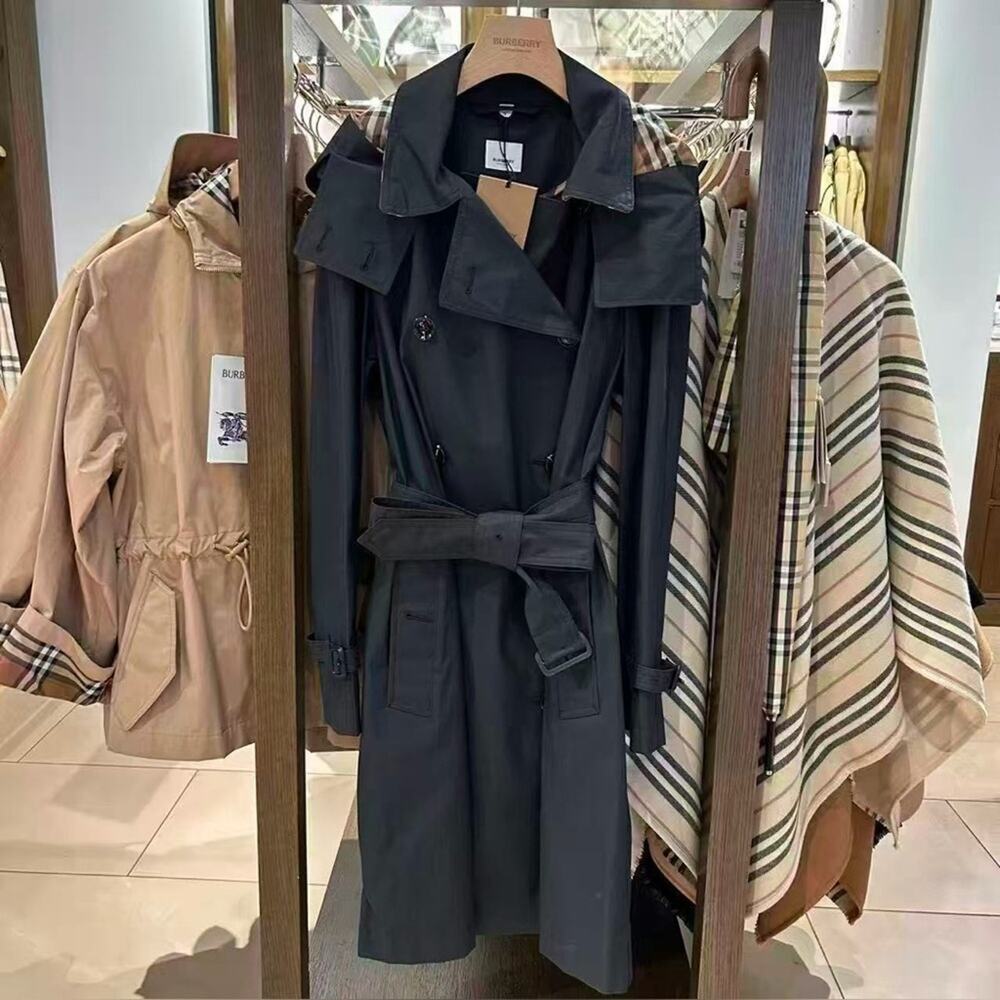 Sale ends 7/10 Burberry black midi trench coat with removable hood 2 - Picture 4 of 12